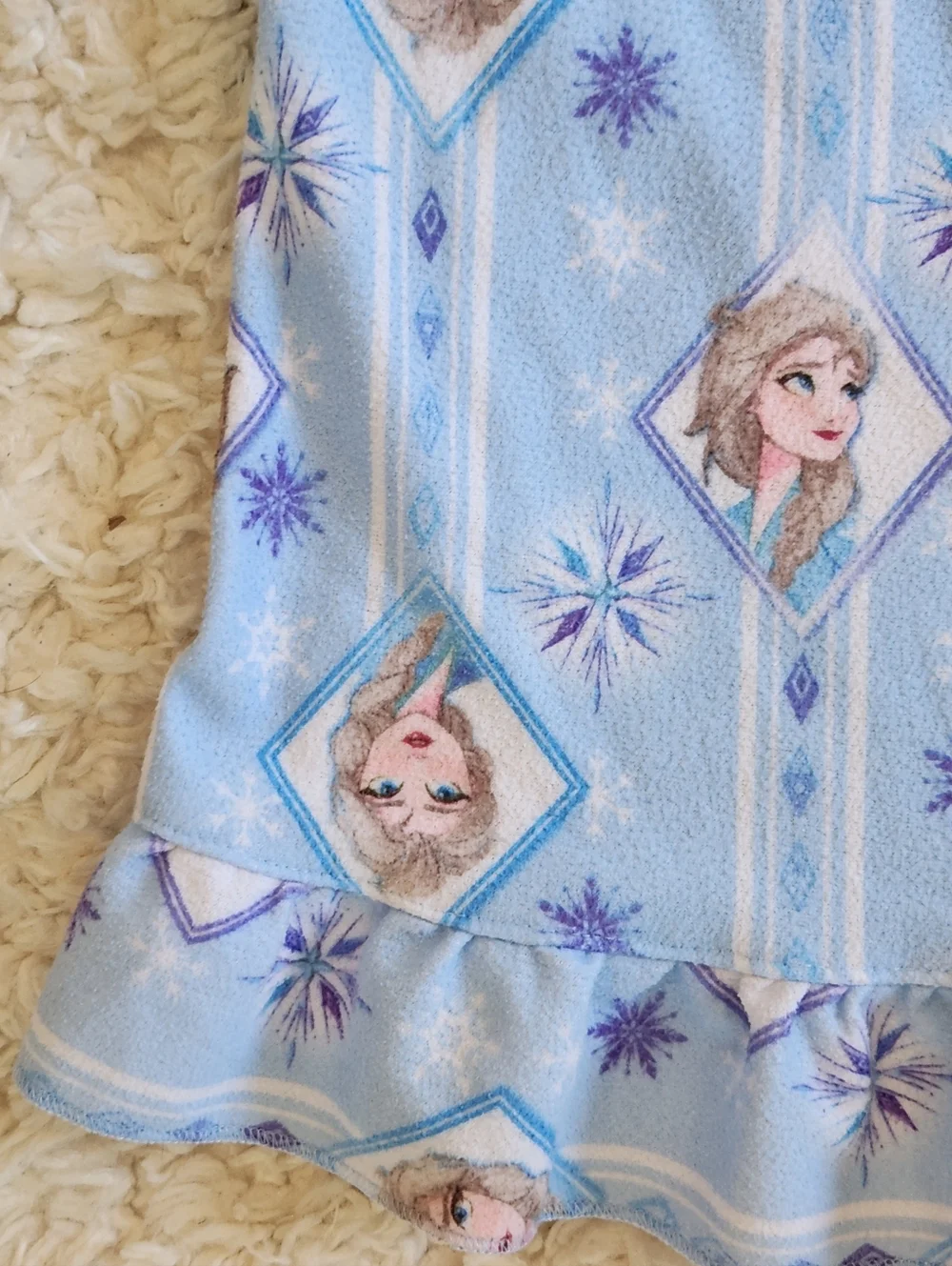 Disney Princess Frozen II Elsa Girl's 6 Flannel Nightgown - Picture 7 of 8